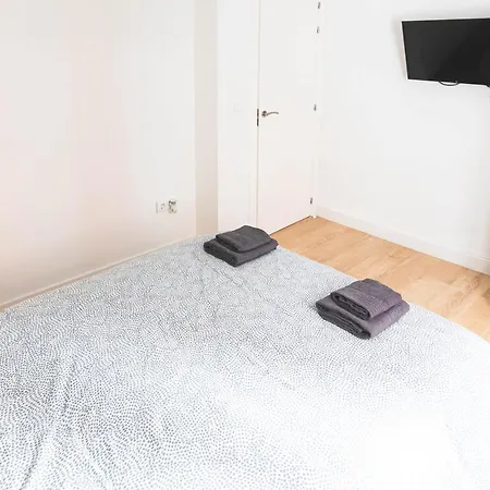 Bobes I Apartamento *