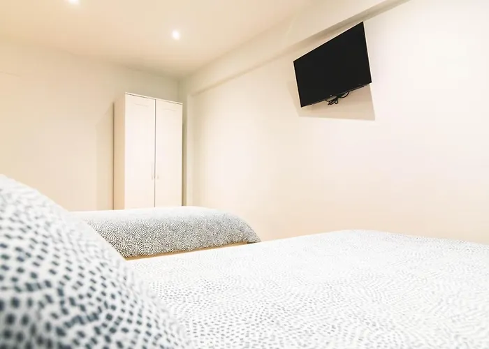 Bobes I דירה גיחון